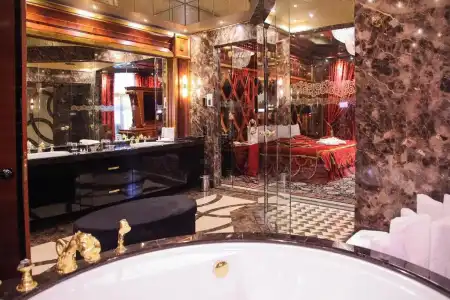 Royal Spa & Resort - 89