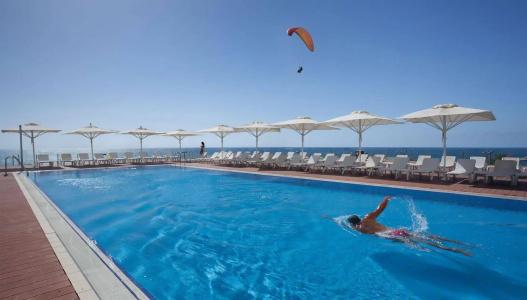 Island Luxurious Suites - 9