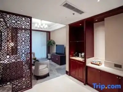 Jinling shuicheng YANCHENG - 108