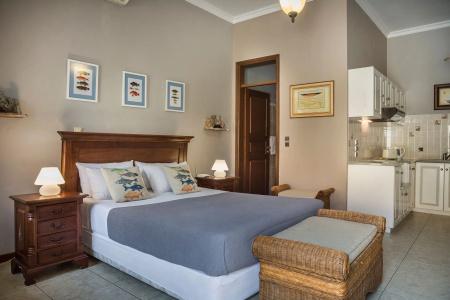 Faros Suites - 47