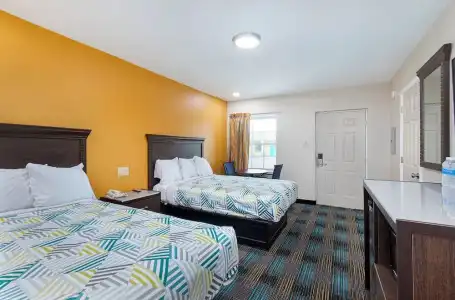 Cardinal Motel - 24