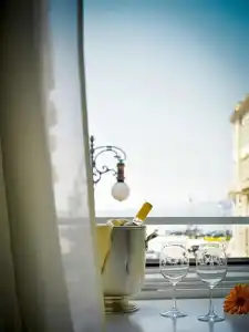 Vis a Vis Apartments - 77