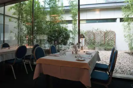VIP Executive Art's - 20