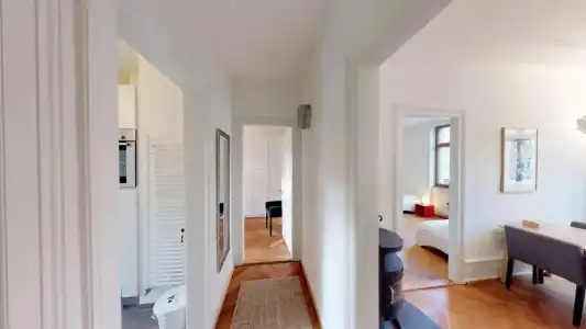 Unique Serviced Living at Airport Line - 32