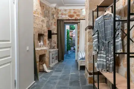 Noa's Boutique - 63