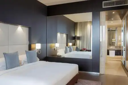 THE ABDALI BOULEVARD by IHG - 3
