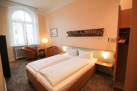 Sachsenhof Berlin - 26
