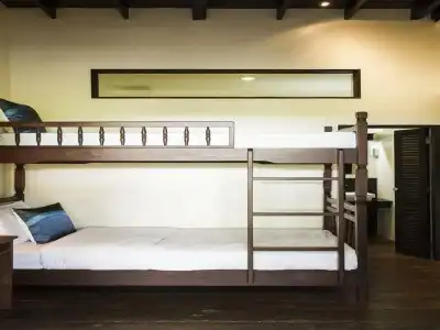 Baan Luang Rajamaitri Historic Inn - 1