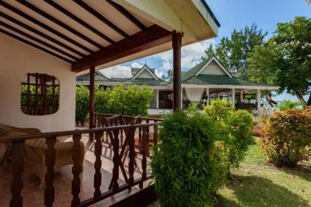 Cote d'or Lodge - 80