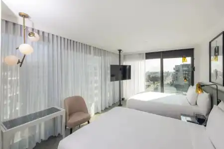 The Godfrey Hollywood - 25