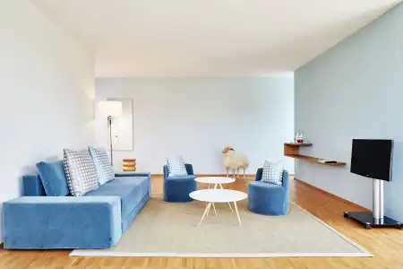 Greulich Design & Boutique - 14