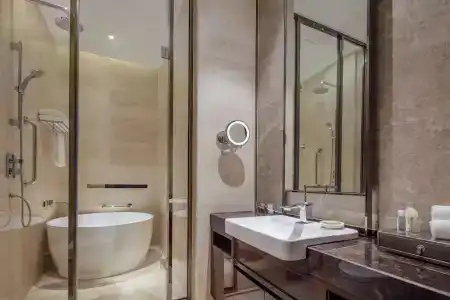 Hilton - 201