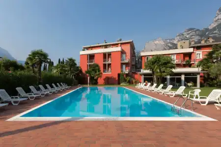 Brione Green Resort - 14