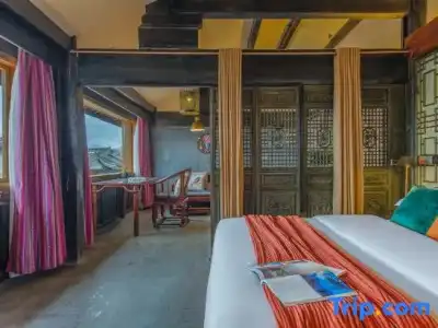Lijiang Ten Courtyard Inn - 24
