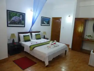 Zerof Guest House - 27
