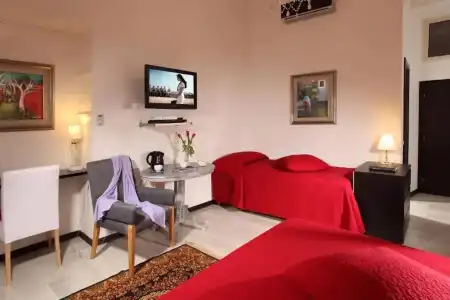 Roma Central Guest House - 25