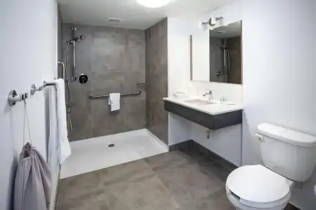 Quality Inn - 49