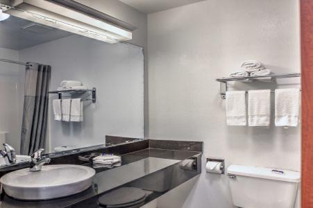 Motel 6 Dallas, TX - Northwest - 7