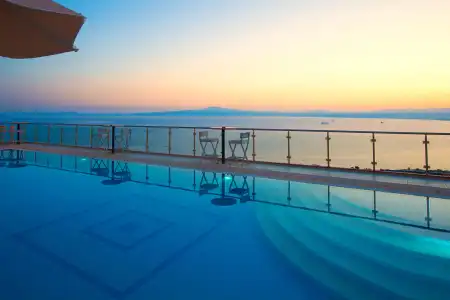 Belvedere - 16
