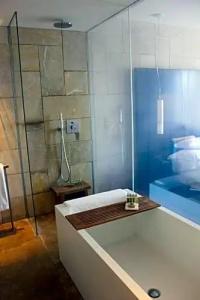 Art Apartment Near Mamila best Location 1 - 12