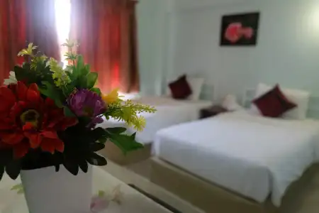 Anchalee Resort - 4