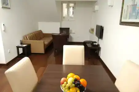 Celenga Apartments with free offsite parking - 32