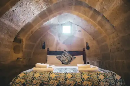 Tale Cave Inn - 35
