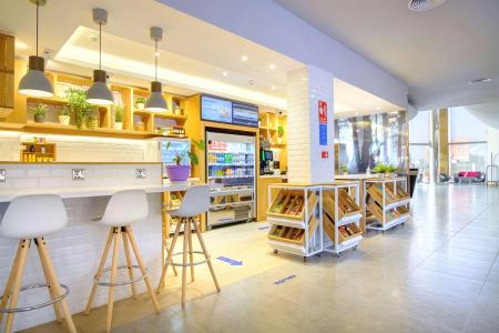 Hilton Garden Inn Malaga - 17