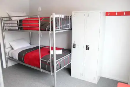 Urbanz - Hostel - 60