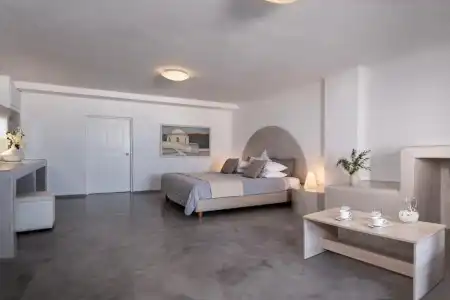 Splendour & Suites - 82