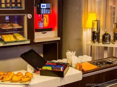 Novotel Suites Cannes Centre - 6