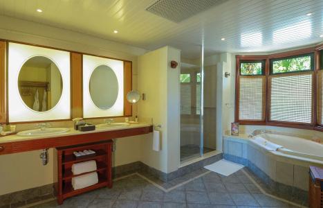 Paradis Beachcomber Golf Resort & Spa - 8