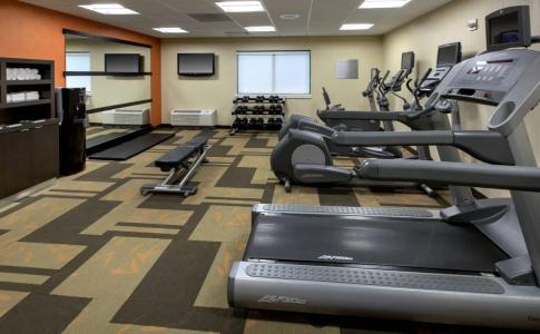 Courtyard Charlottesville - 17