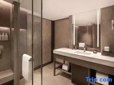 JW Marriott - 64