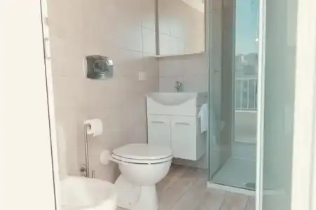 Lux - 36