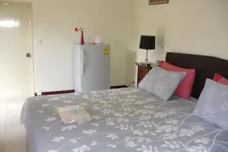 Home Stay Stc Bed & Breakfast - 29
