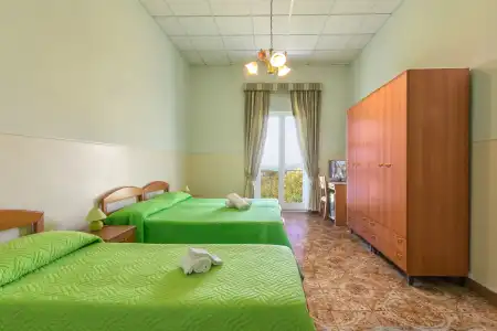 Sisters Hostel - 3