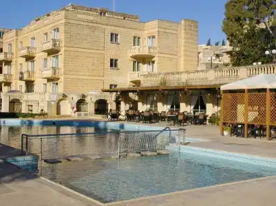 Urban Valley Resort & Spa - 4