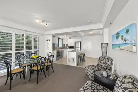 Gemini Court Holiday Apartments - 144
