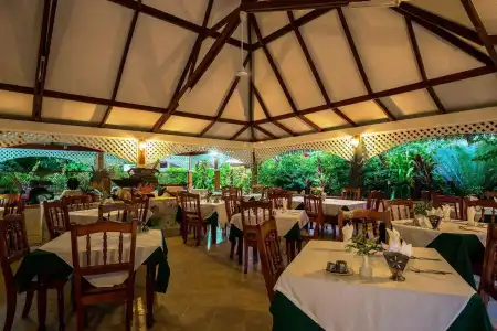 Zerof Self Catering Apartments - 16