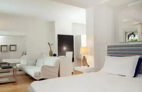 Relais Blu - 32