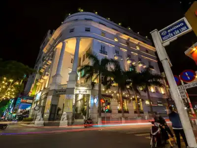 Danang Boutique - 0