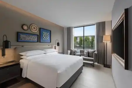 Four Points by Sheraton Phuket Patong Beach Resort - 59