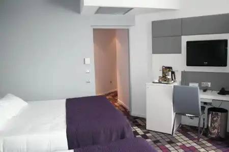 Best Western Dijon Centre Gare - 4