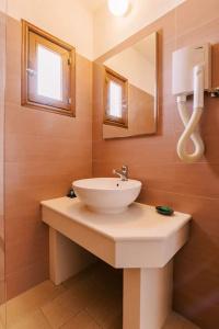 Lindos Harmony Suites - 6