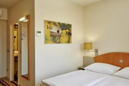 H+ Koeln-Huerth - 38