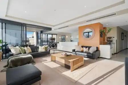 Aria Apartments - 252