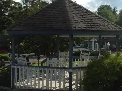 Blowing Rock Inn - 33