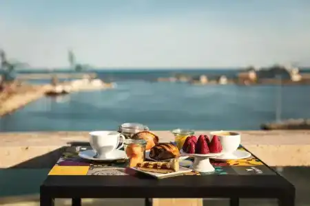 SeePort - 10