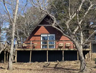 Calm Waters Cabin Resort - 31
